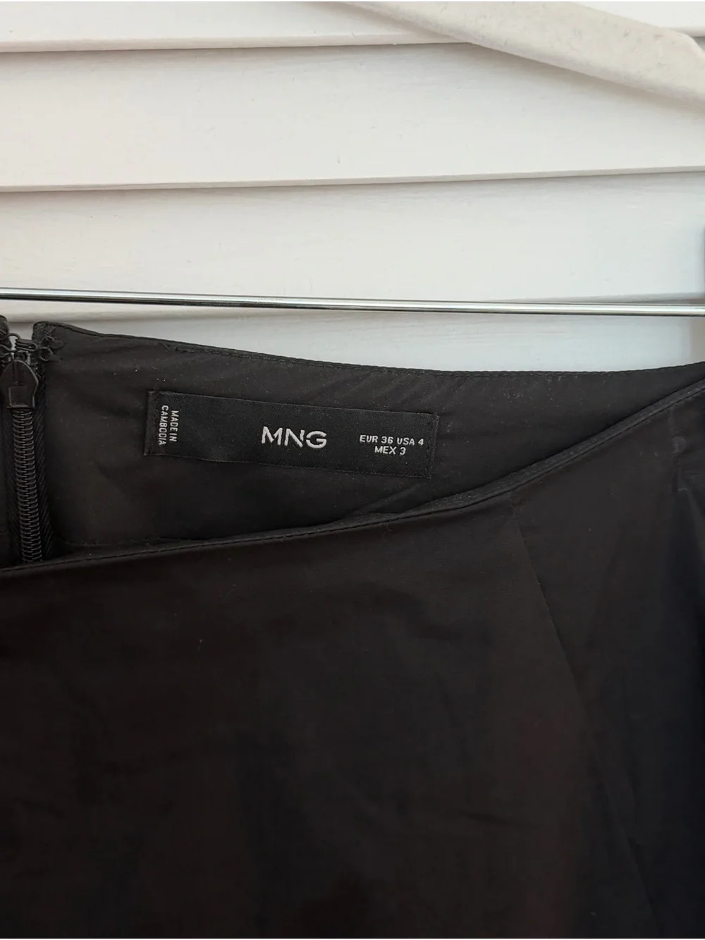Mango Black Bubble-Hem Maxi Skirt